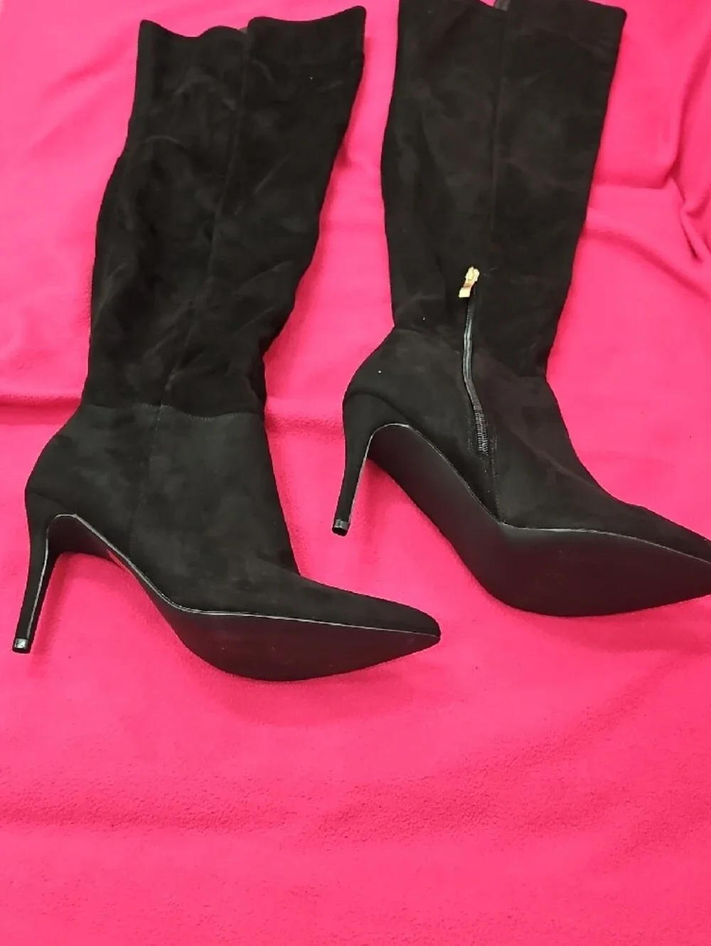 Black Suede Knee-High Pointed Toe Stiletto Boots